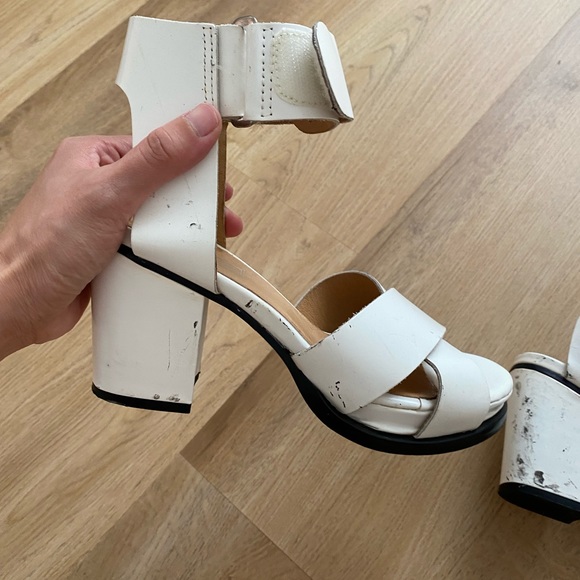 TOPSHOP PLATFORM SANDALS 7.5 - Picture 2 of 5